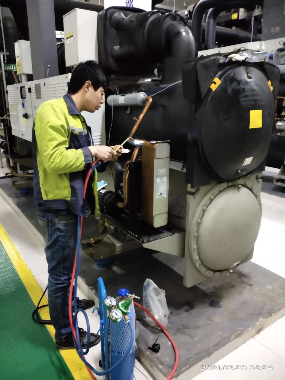 中央空調保養的時間